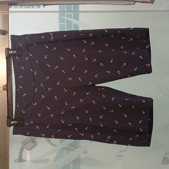 Women's shorys pull on - Picture 2 of 2